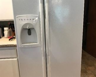 Refrigerator-Side by Side