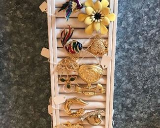Vintage pins