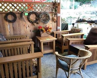 Outback Patio: Wreaths, Wood Patio Chairs & Table