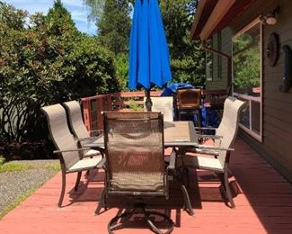 Back Yard: Nice Patio Table-Chairs-Umbrella