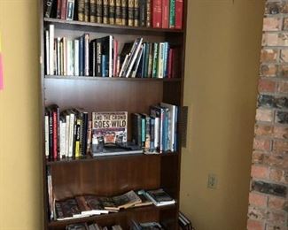 Bar & Game Room: Books, Shelf,