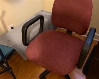 #16		Office Chair	 $25.00 
