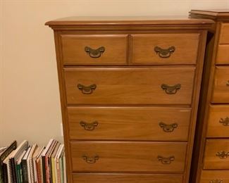 #22		5 Drawer Chest of drawers   30x18.5x47	 $75.00 
