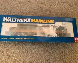 #82		Walthers mainline Alco DL-109 locomotive Milwaukee Road #14B	 $60.00 
