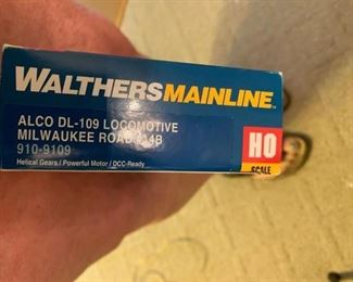 #82		Walthers mainline Alco DL-109 locomotive Milwaukee Road #14B	 $60.00 
