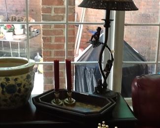 This sale offers a lot of decorator lamps. This one with the monkeys is one of my favorites, although you probably have at least fifteen Other lamps to choose from.