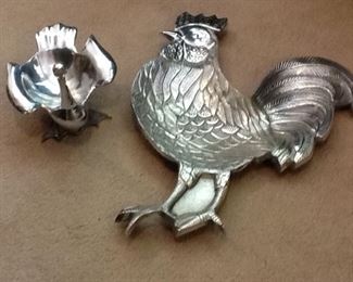 Two wonderful decorator serving items for sale.