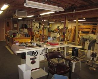 UNBELIEVABLE WORKSHOP/MAN CAVE
