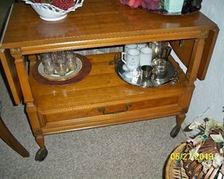 Vintage Thomasville Drop Leaf Server