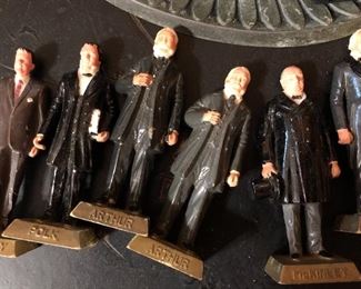 Miniature plastic presidents figurines