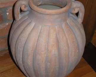  Large pot