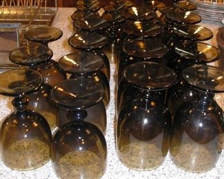 These are the Matching Glassware to the Midwinter Dinnerset.