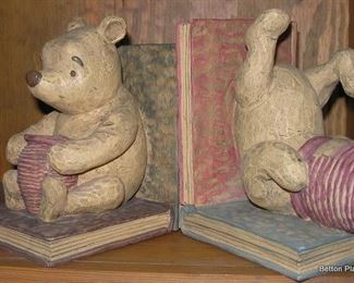 Winnie the pooh Bookends