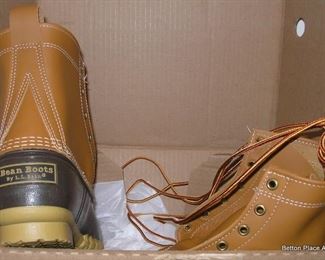Brand new in Box LL Bean Boots size 9