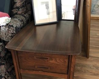 very nice solid wood Mid Century Modern end table