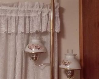 Tension lamp