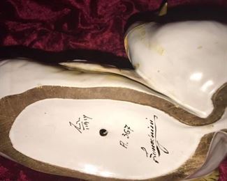 LARGE SIGNED ITALIAN BIRD SCULPTURE $55