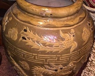 HUGE CHINESE VASE $150
