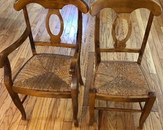 Set of 6 Pottery Barn dining chairs in pristine condition