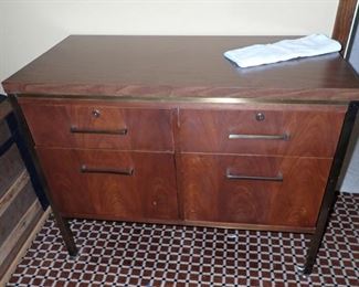 FILE CABINET