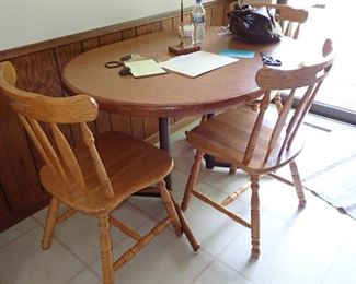 KITCHEN TABLE AND CHAIRS