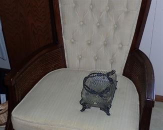 SIDE CHAIR