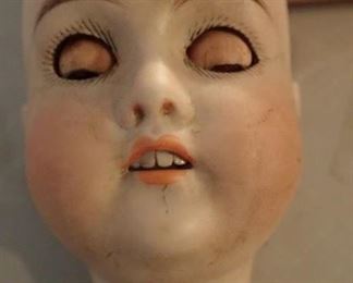 MAJESTIC DOLL HEAD / MOTION EYES / TEETH