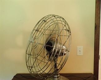 FRESN'ND-AIRE MODEL 20/ FAN - 26" HI & 20" ROUND / WORKS GREAT - SUPER FAN