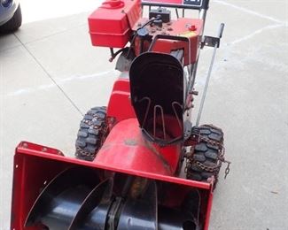 TORO 724 SNOWBLOWER