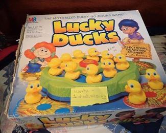 VINTAGE GAMES & TOYS  - LUCKY DUCKS