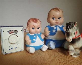 FISHER PRICE RADIO / PLUM PIE DOLLS / HORSE