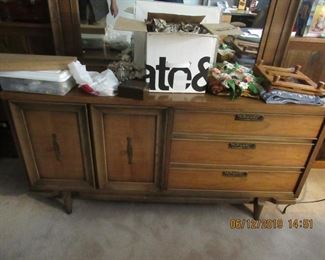 VINTAGE DRESSER