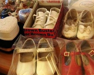 Vintage baby shoes one in Buster Brown box