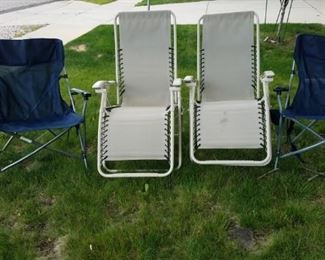 Outdoor Lawn Chairs