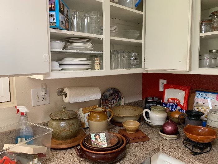 ceramic kitchen ware