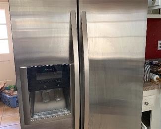 Kenmore side by side refrigerator