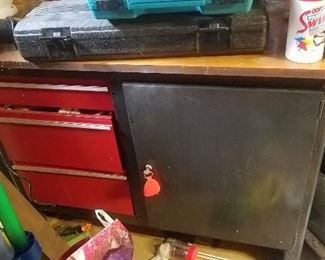 tool chest/ work bench