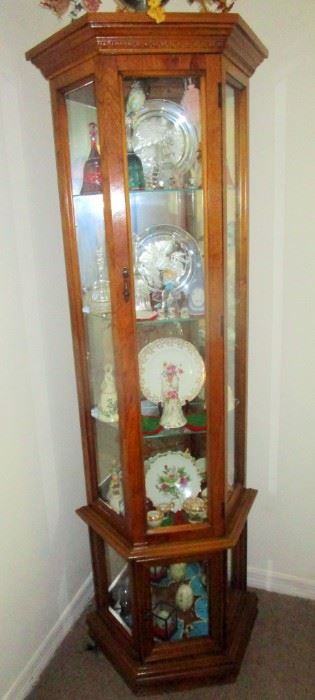 Display Cabinet with lighting