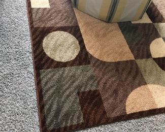 GEOMETRIC RUG