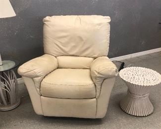 LEATHER RECLINER