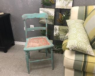 CHALK PAINT CHAIR
