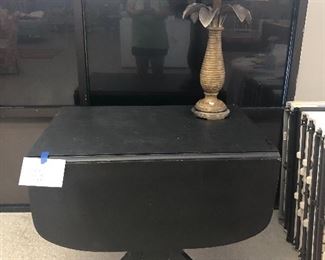 DUNCAN PFYFE DROP LEAF