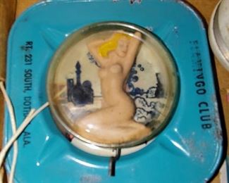 Thousands of vintage Smalls