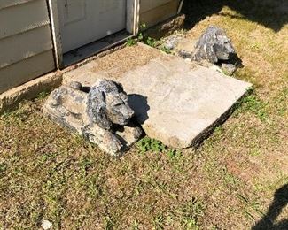 Concrete lions