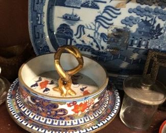 Beautiful Asian antiques furniture bronze porcelain imari and more
