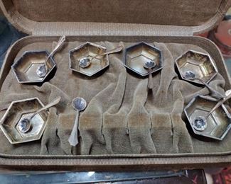 Beautiful vintage set of sterling silver French salt Cellars with scalloped spoons original box