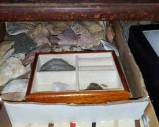 You are welcome to go ahead and send sealed bids to my email. BIDS start 500.00 

Kellyk0821@gmail.com