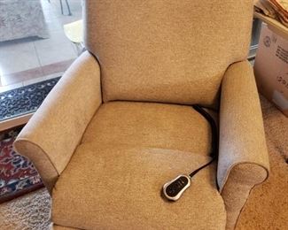 New LazyBoy Electric Recliner- 4 months old