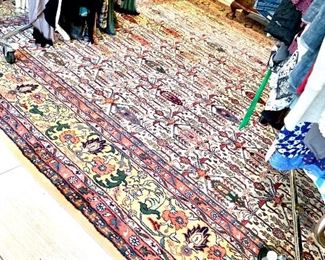  Fantastic large quality wool rug 