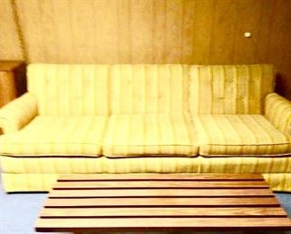 Great stalled teak coffee table. Herman Miller ?